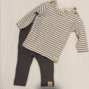 White & Gray Striped Top with Dark Gray Ribbed Leggings - Kids Matching Set